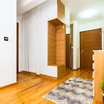 “Apartment Golden Peace”