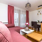 “Apartment Golden Peace”